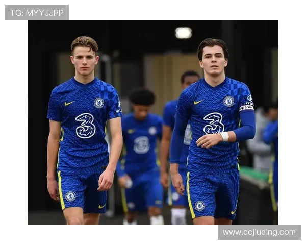 切尔西U18青年队正式签下两名新星格林伍德与埃博助力未来阵容建设 切尔西U18青年队正式签下两名新星格林伍德与埃博助力未来阵容建设