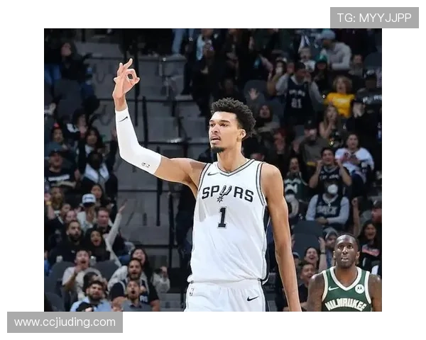 文班亚马:我能后仰跳投但更愿意为队友创造更好的机会 文班亚马:我能后仰跳投但更愿意为队友创造更好的机会